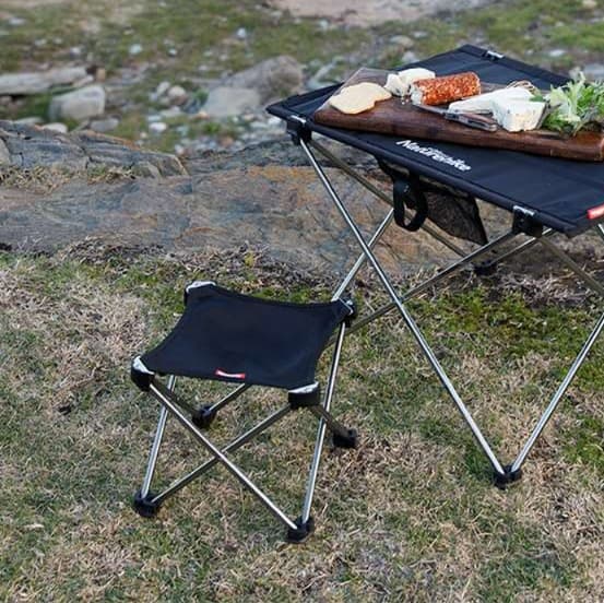 アウトドアチェア 軽量折りたたみキャンプテーブルセット
