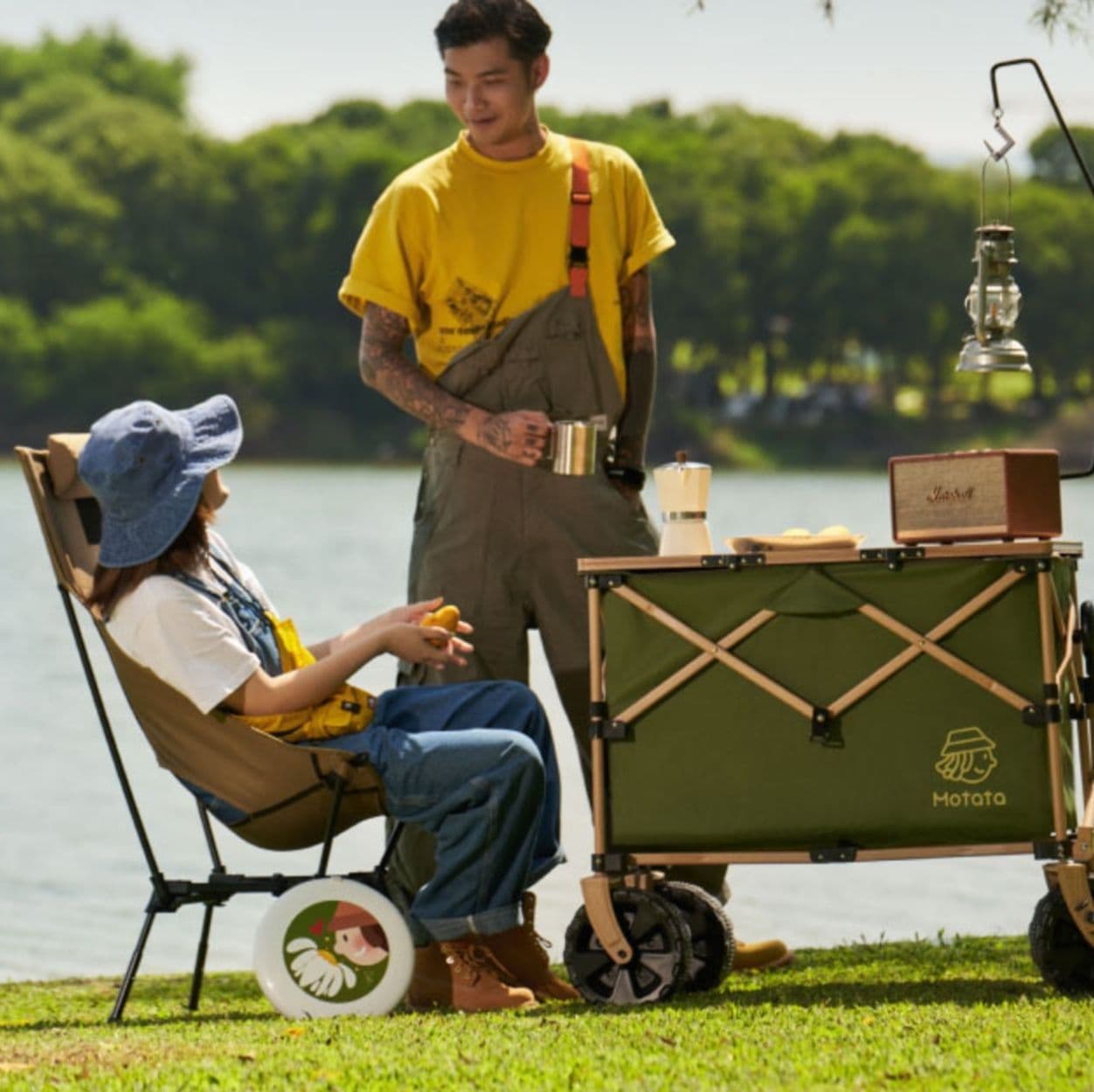 アウトドアチェア 折りたたみ式リクライニング高背もたれチェア