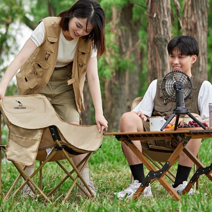 アウトドアチェア 快適ポケット付き月型折りたたみ椅子