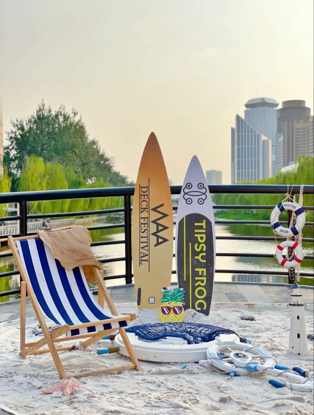 アウトドアチェア トロピカルリゾート風折りたたみチェア