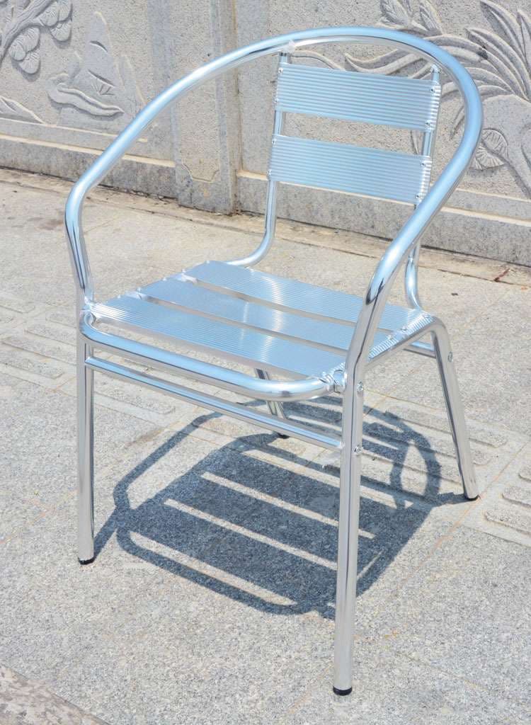 アルミ製スタッキングアウトドアチェア
