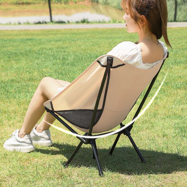 折りたたみ式コンパクトアウトドアチェア