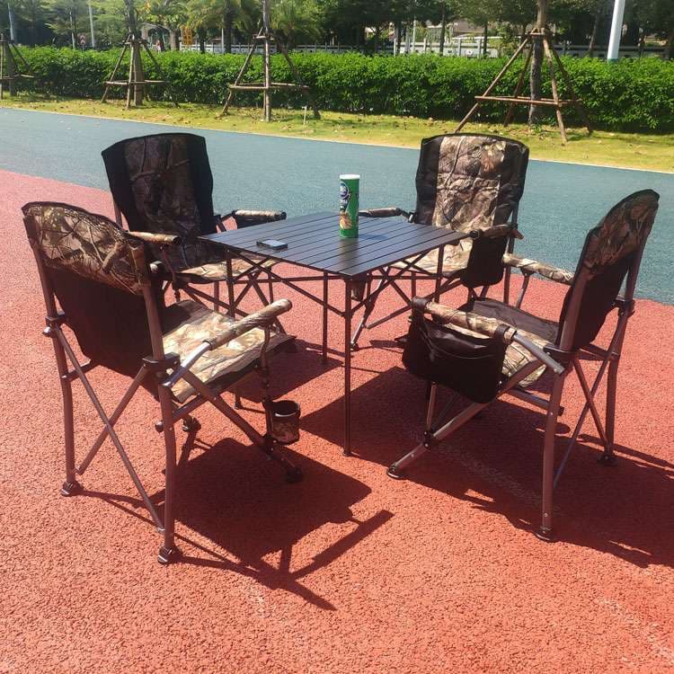 折りたたみ式高機能アウトドアチェア