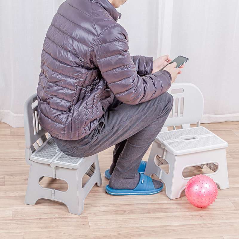 アウトドアチェア 折りたたみ式コンパクト背もたれ付きミニ踏み台